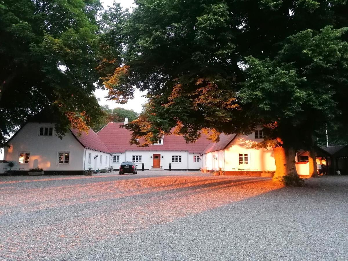In Danmark- Agernaesgaard * Otterup